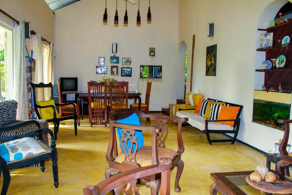 Anne'S Maisonnette Galle Exterior photo